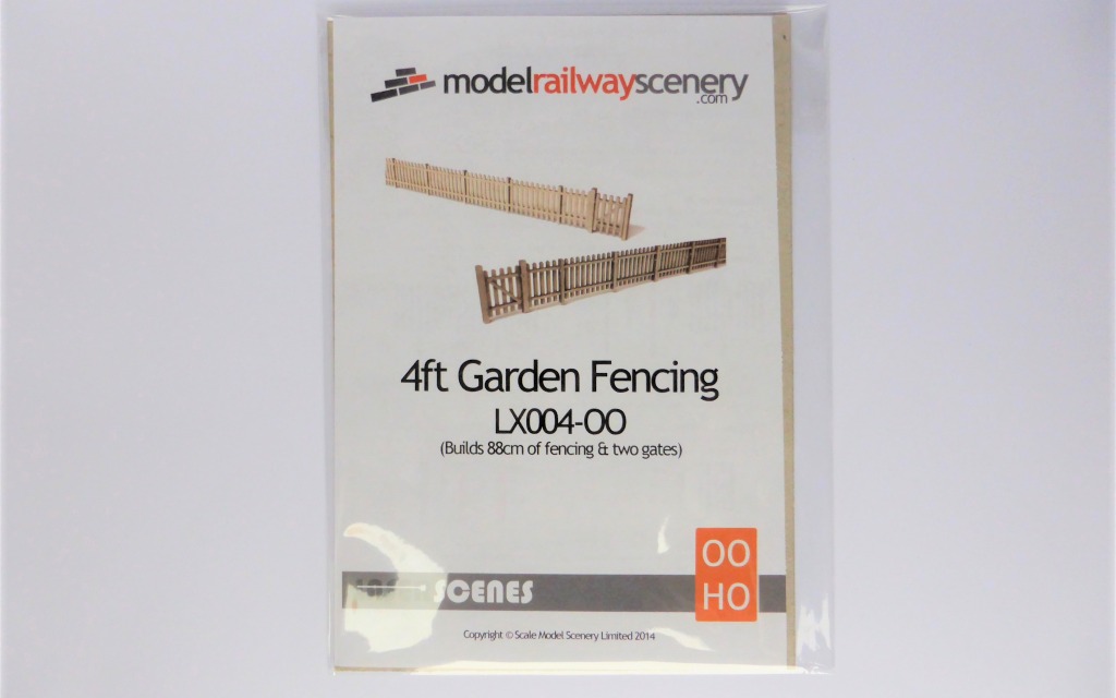 A Look At – Building The LX004-OO Garden Fencing Kit (Part Two)