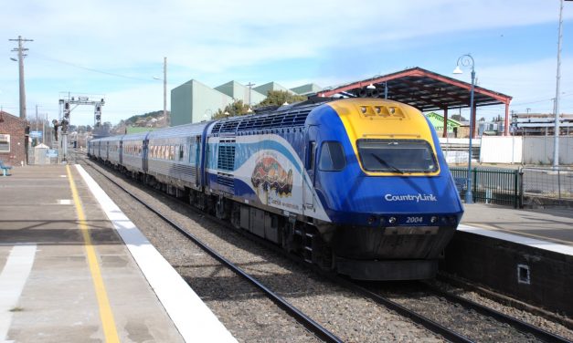 HST (High Speed Train) Down Under – XPT Photos & Video