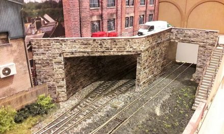 Layout In A Box – Demo Micro Layout Project (part 14) The Stone Retaining Wall
